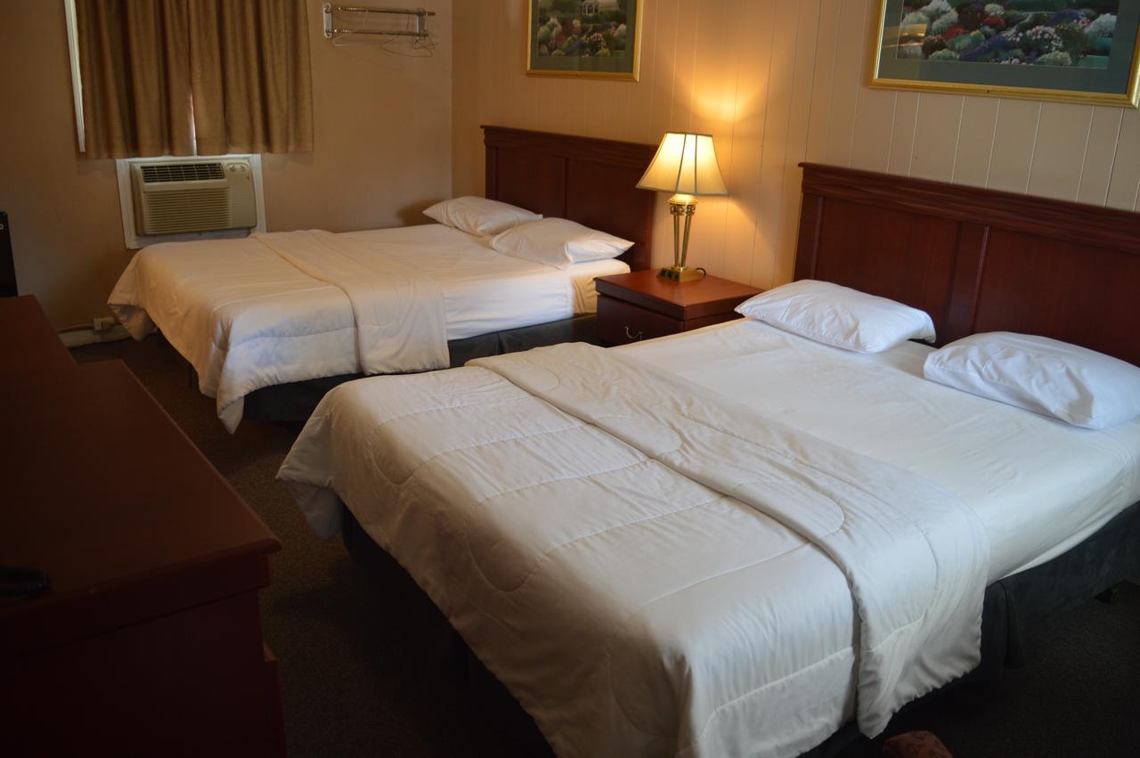 גואלף Parkview Motel מראה חיצוני תמונה