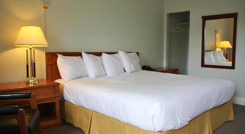 גואלף Parkview Motel מראה חיצוני תמונה